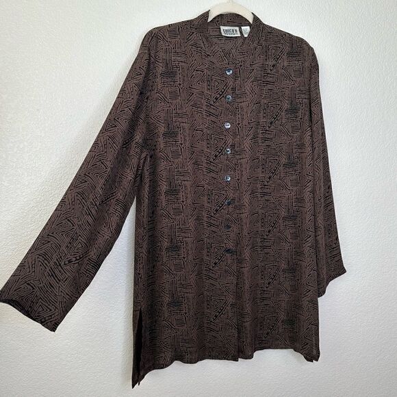 Chico’s Design 100% Silk Tribal Print Button Front Long Sleeves Shirt - Picture 2 of 12
